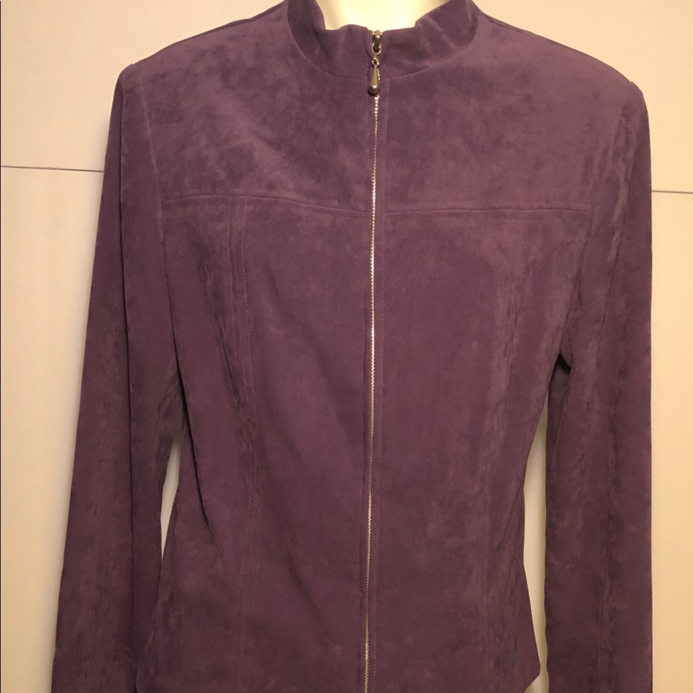 Women Jessica Howard suede inspired zip up blazer